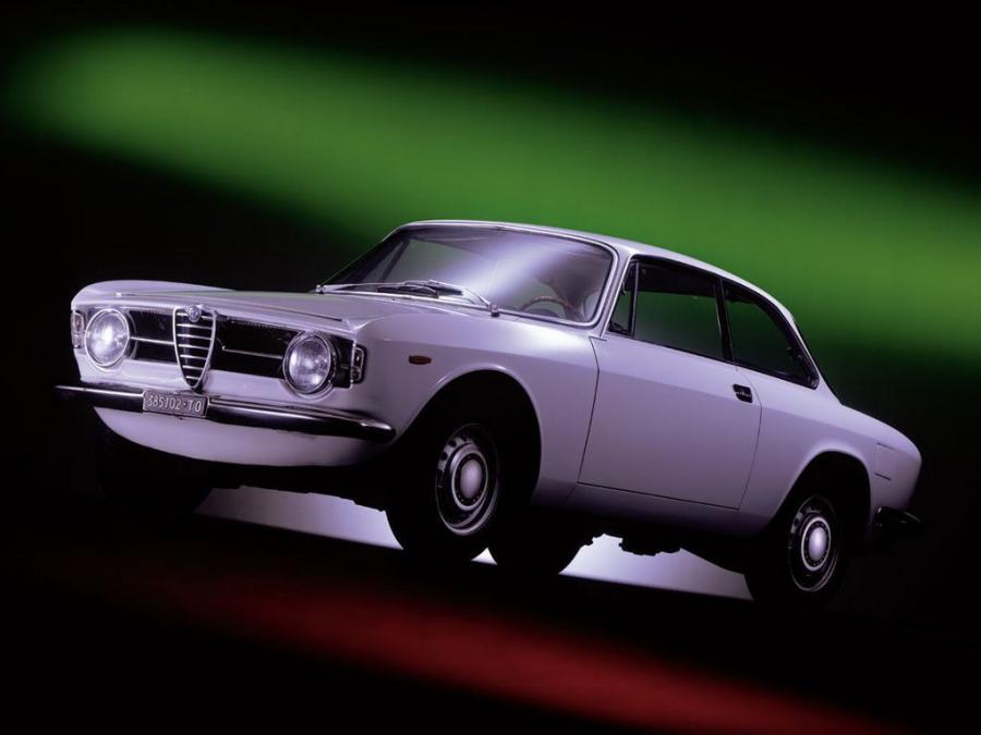  Alfa Romeo GT 1300 Junior (105) 1966 года  (фото 6 из 11)